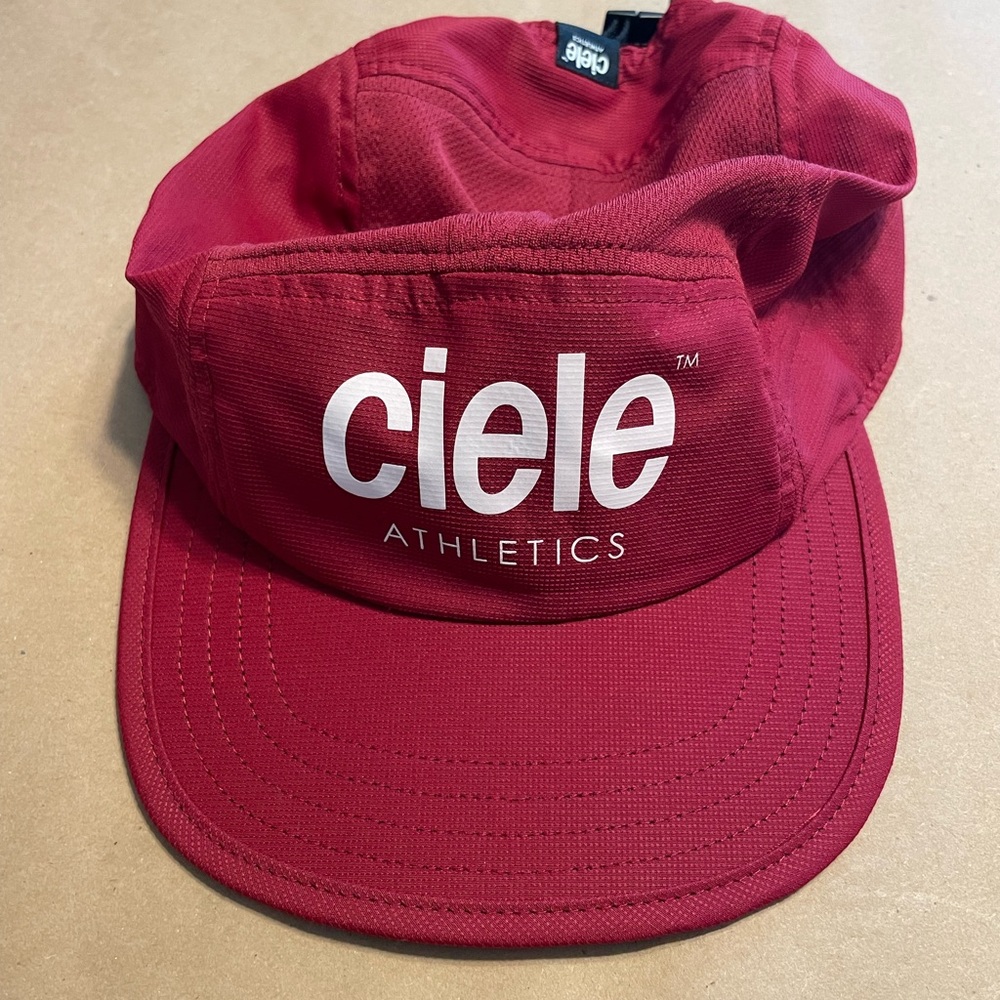 Ciele - maroon hat